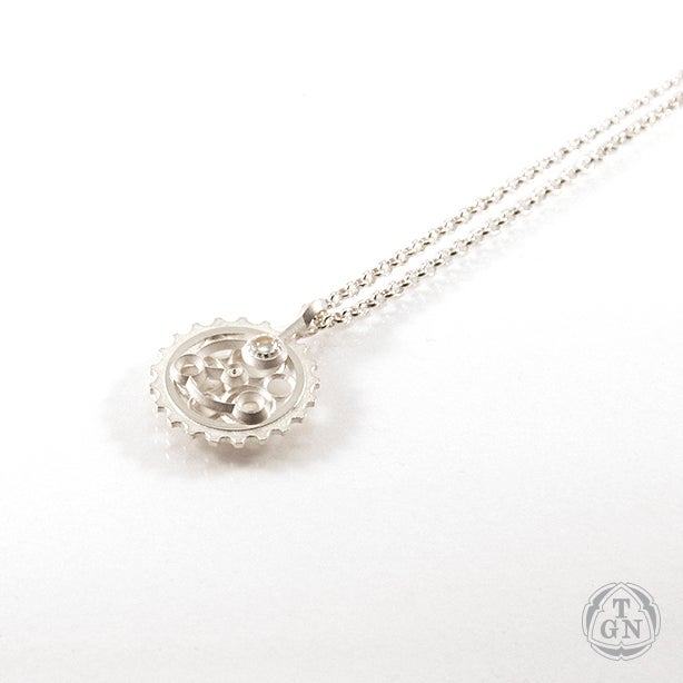 Juhani Ananin: Parts of The Machine Singu (Anh&auml;nger mit Topas)