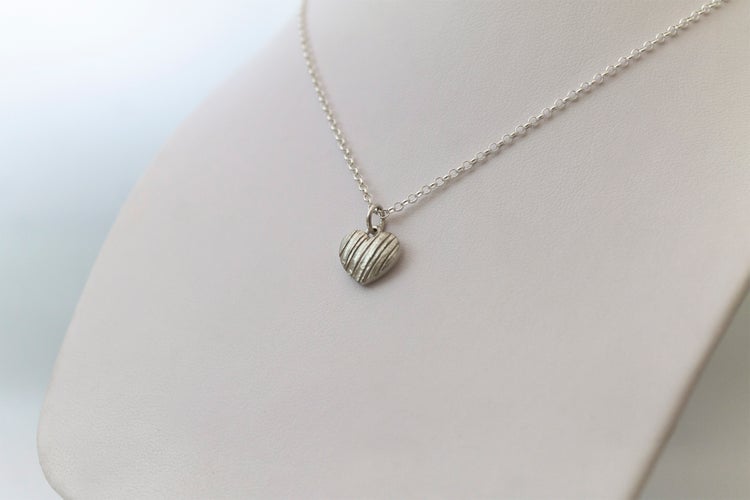 Tommi Salonen / SAVU design - Kelo Herz (Anh&auml;nger, kleine)