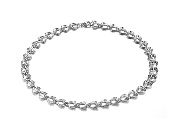 Inni P&auml;rn&auml;nen / Lumoava - Knospe (Halskette)